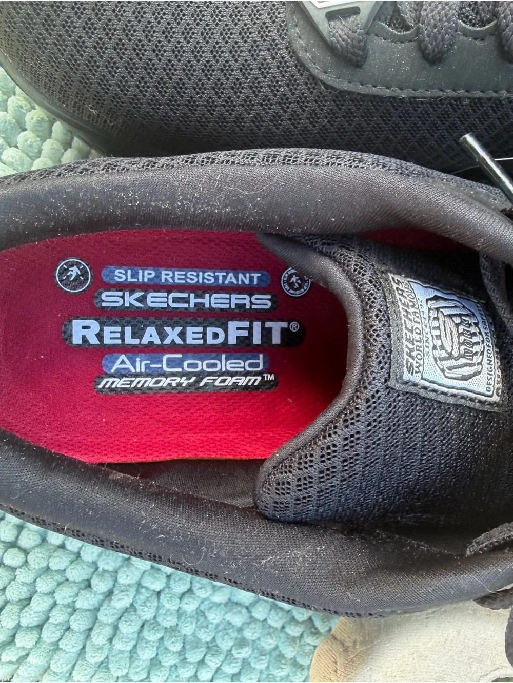 Skechers Men’s size 11 Black Slip-Resistant Memory Foam Athletic Shoes! New! - Picture 5 of 10